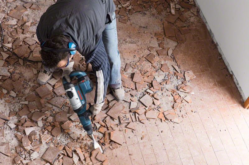 BOSCH-DEMOLITION HAMMER 7KG 1500W